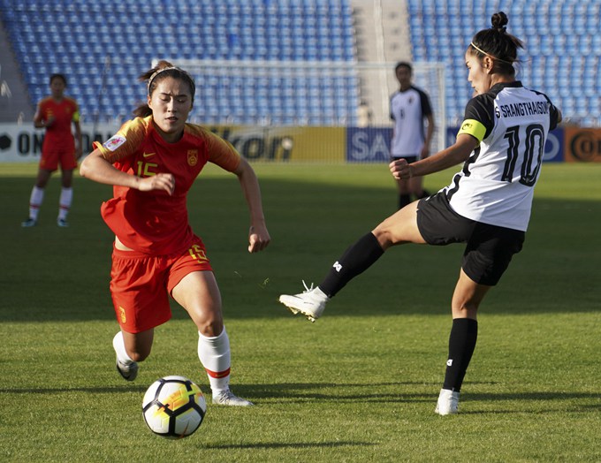 穆古鲁扎爆冷击败澳大利亚队，战术调整引爆全场！的简单介绍